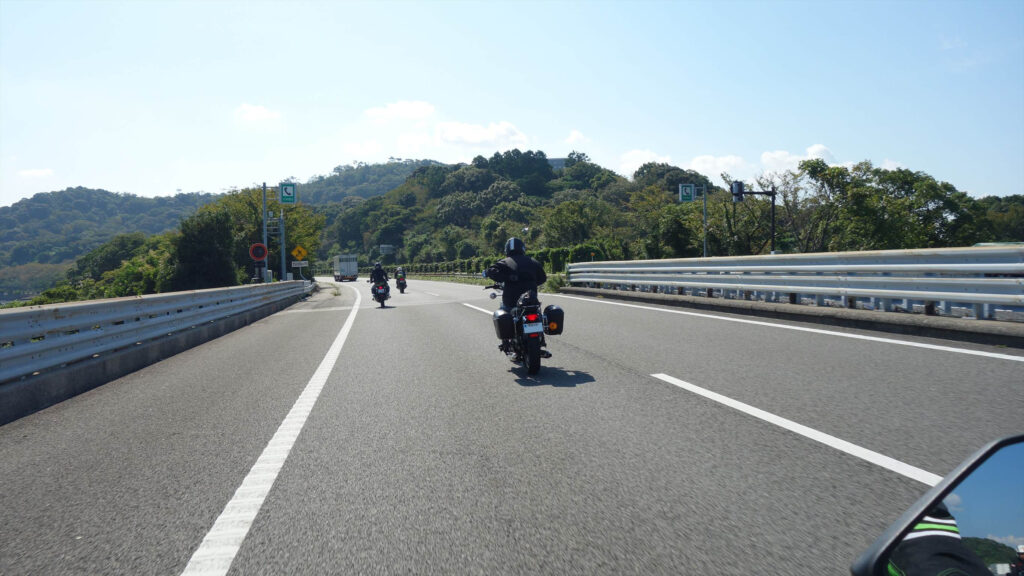 画像を等倍で表示します