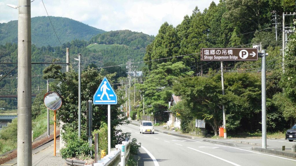 画像を等倍で表示します
