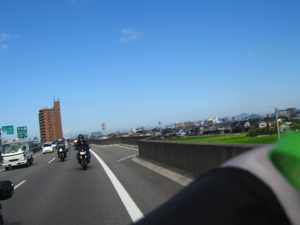画像を等倍で表示します
