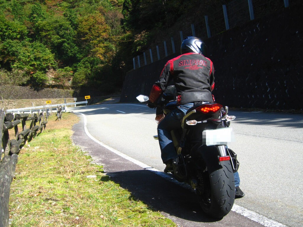 画像を等倍で表示します
