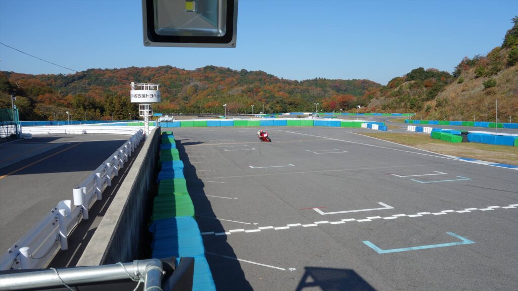 画像を等倍で表示します