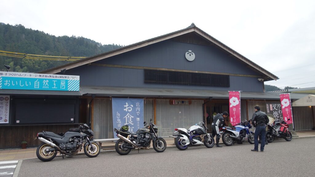 画像を等倍で表示します
