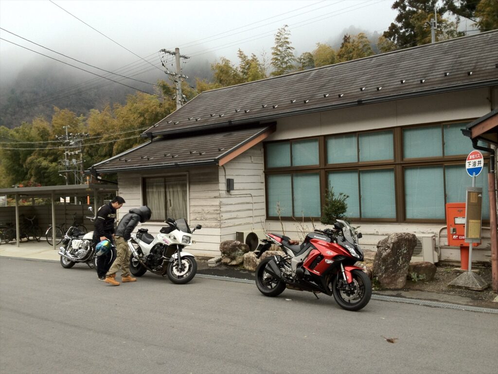 画像を等倍で表示します