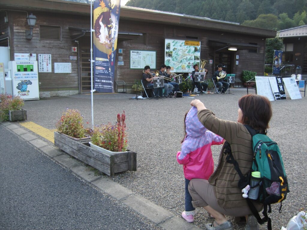 画像を等倍で表示します