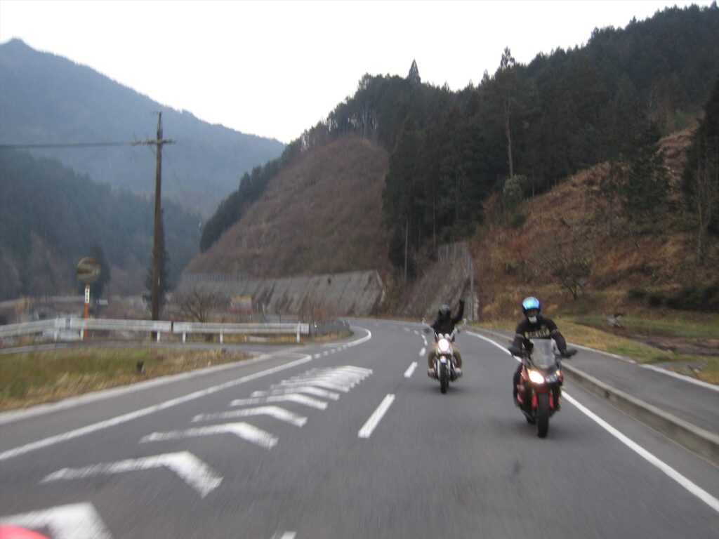 画像を等倍で表示します